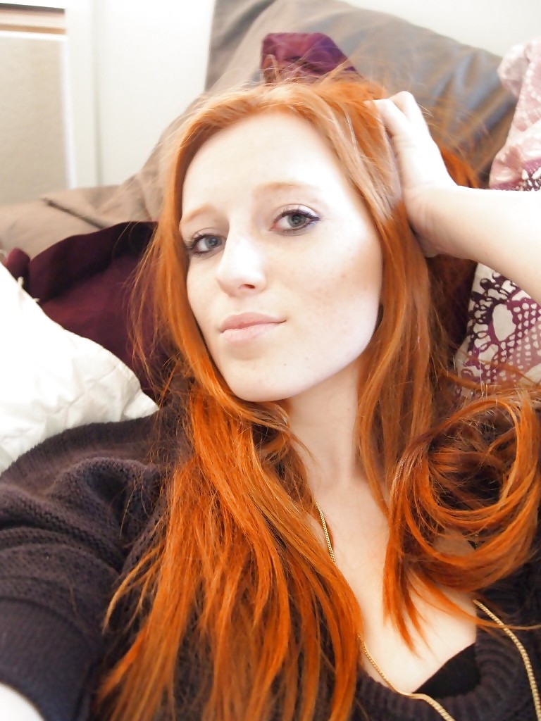 Red Head Becky pict gal