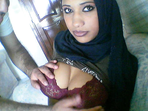 HORNY ARABS 1 pict gal