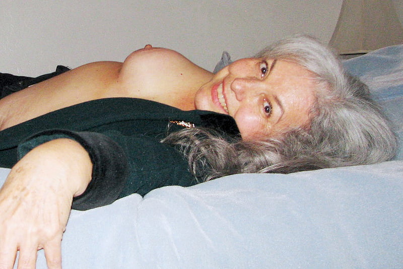 Helen - US greyhair granny - so lovely - 124 Photos 