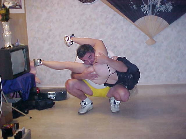 Blond teen Edith and Johny pict gal