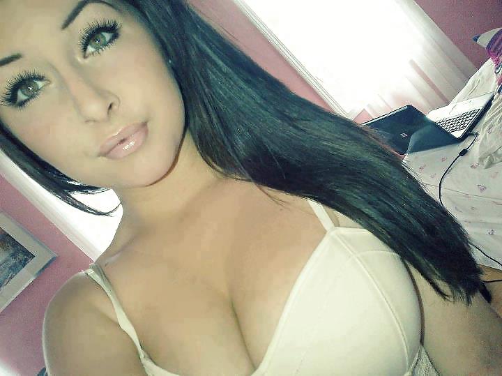 sexting or some hot and sexy amateur teen pict gal