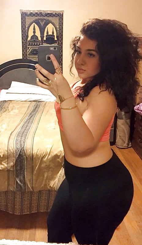 P.A.W.G 003 : Big Huge Ass pict gal