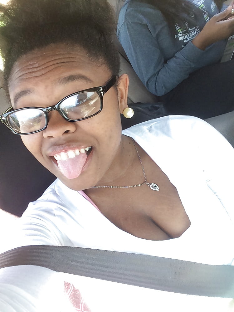 sexy ebony girl selfie 08 pict gal