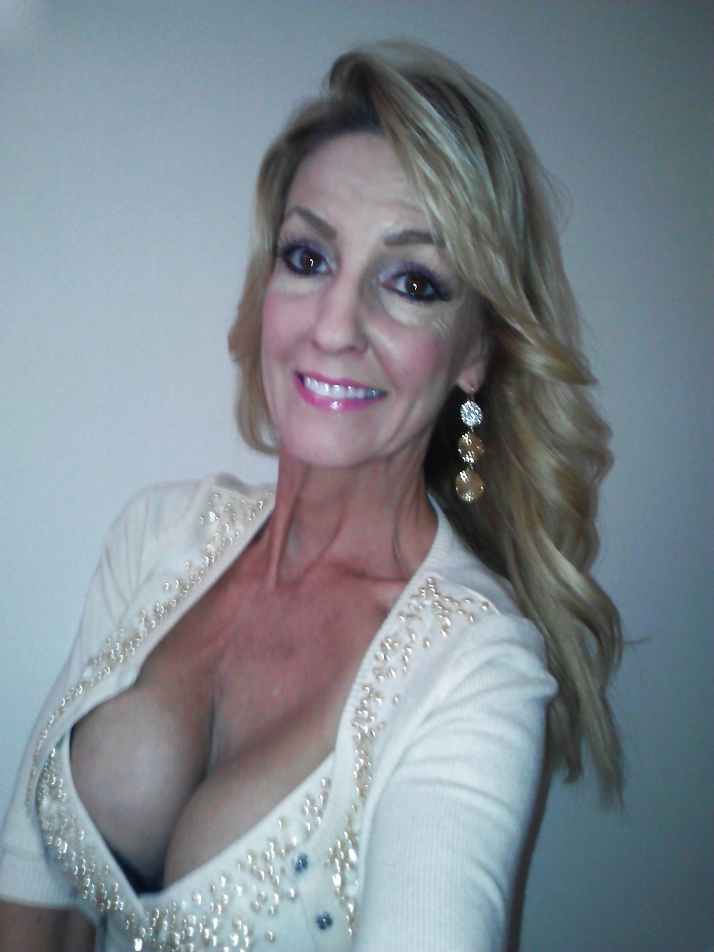 Selfie Amateur MILFs and Mature! - vol 59! pict gal