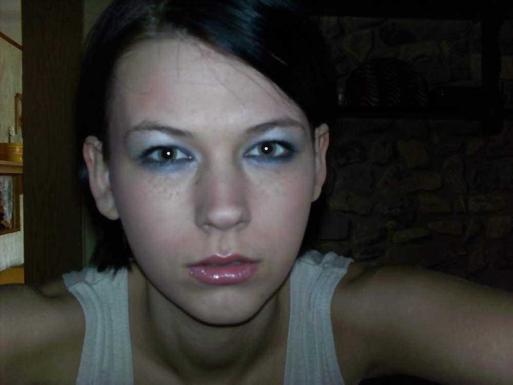 Wer hat mehr von der Hure? who has more? pict gal