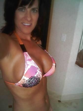 Beth From UK pict gal