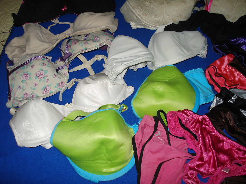 My Starting Collection of bra's, panties and heels pict gal