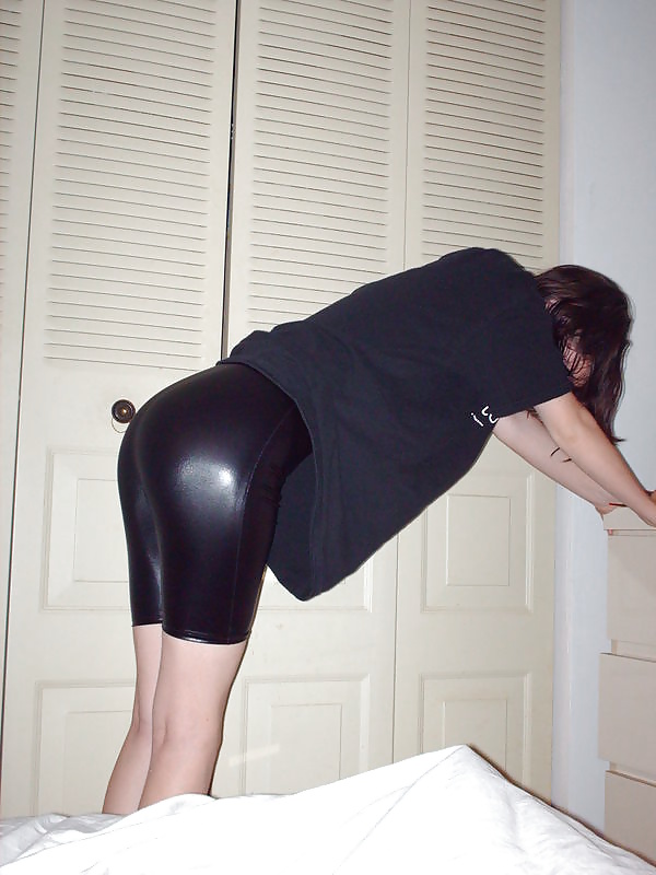 Tight Clothes Archive 3 pict gal