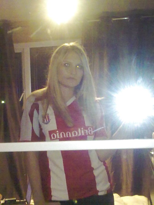 Stoke City babes pict gal