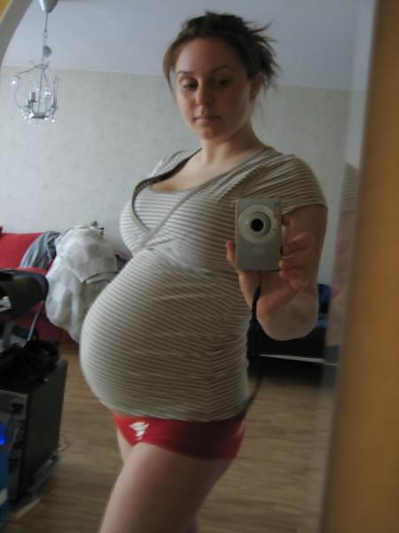 Amateur PREGNANT teen selfshot part 2 pict gal