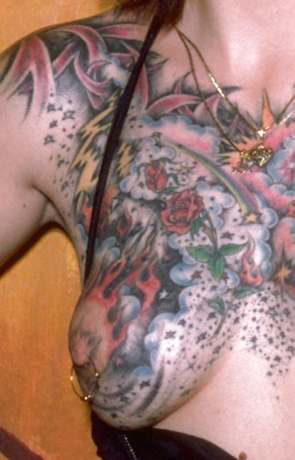 Tattooed woman pict gal