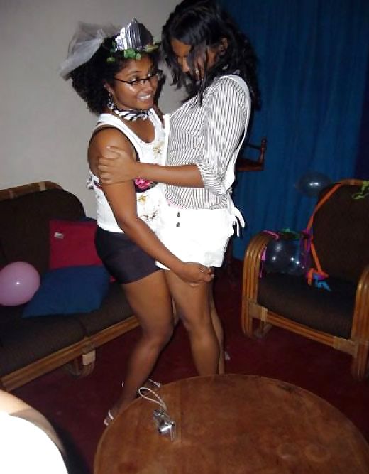 indian girls private party pict gal