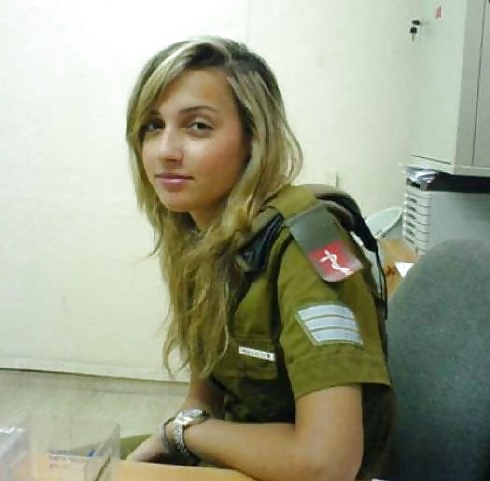 Israeli Defense Women ( largely Non Nude ) pict gal
