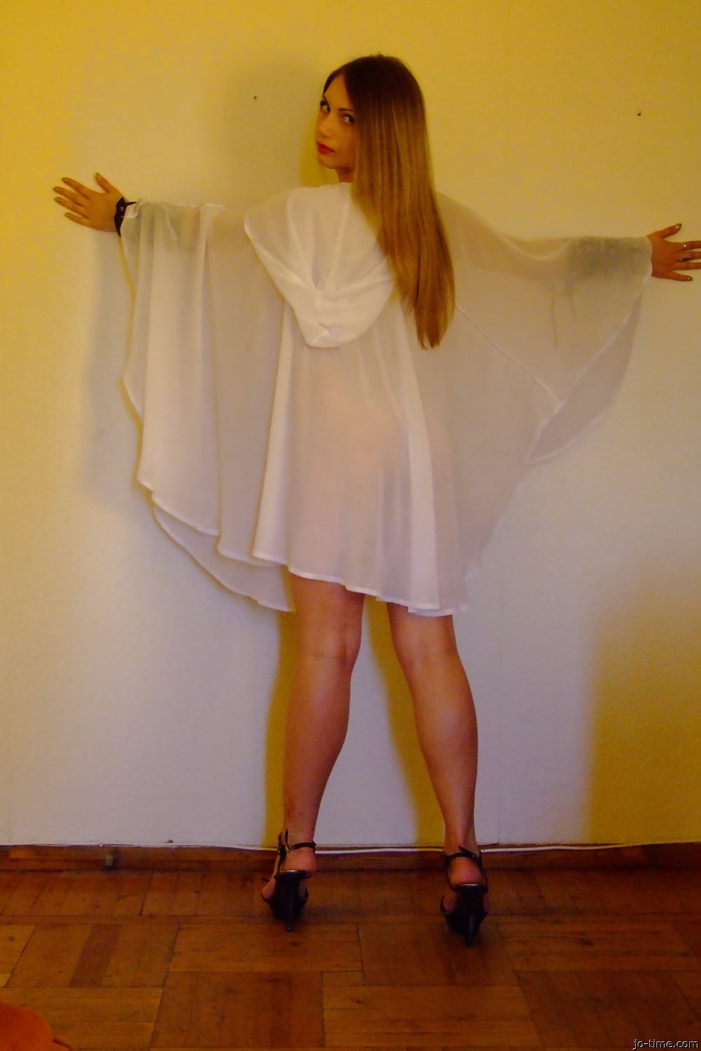 Slim Young Model Studio Set pict gal