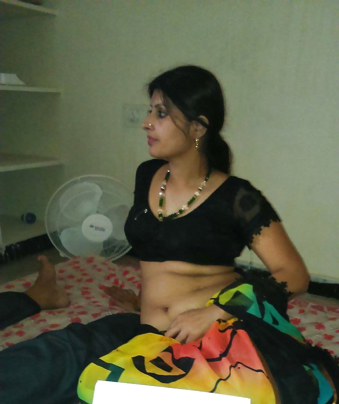 Chandini Maarwadi aunty pict gal