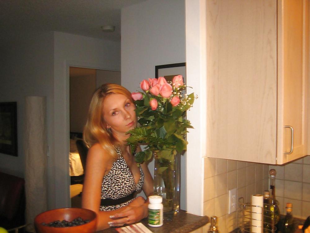 ALL AMATEUR - Here is SLINKA pict gal