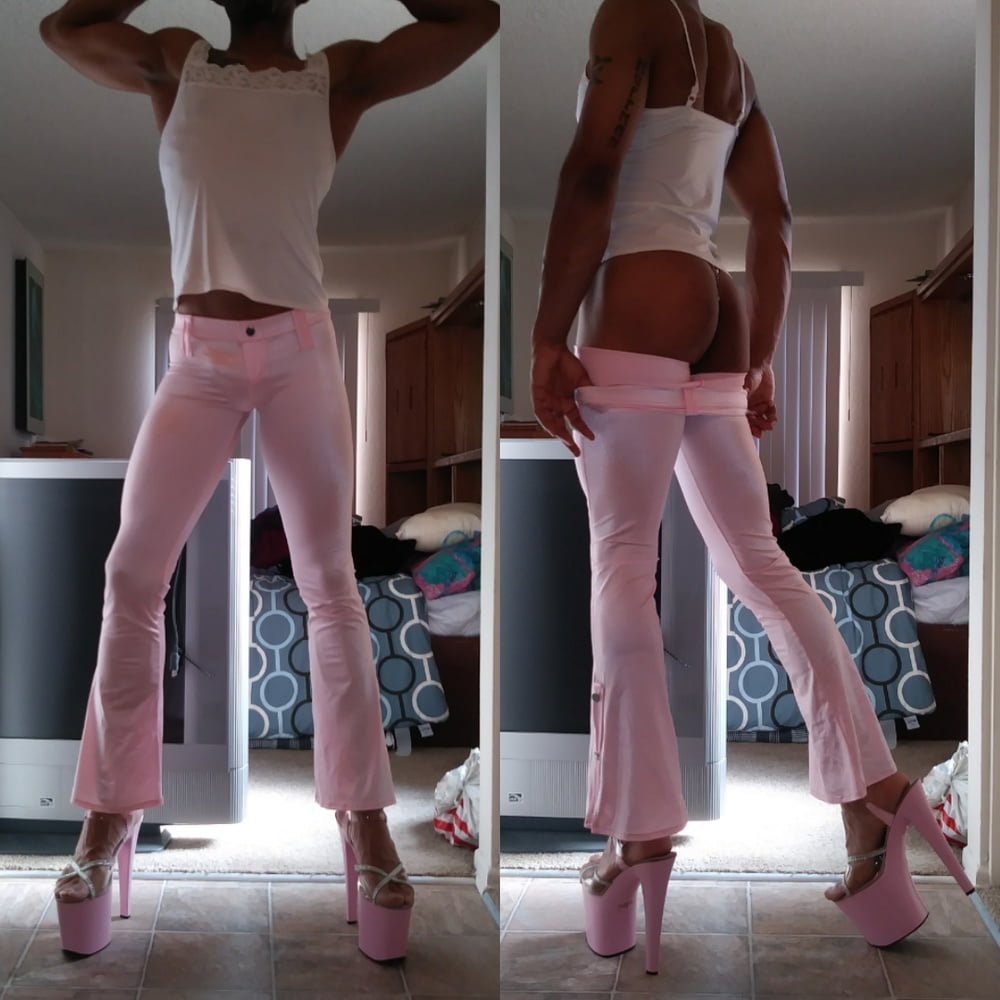 Obejrzyj White top with hot pink pants and pink stripper heels - 8 zdjęć na...