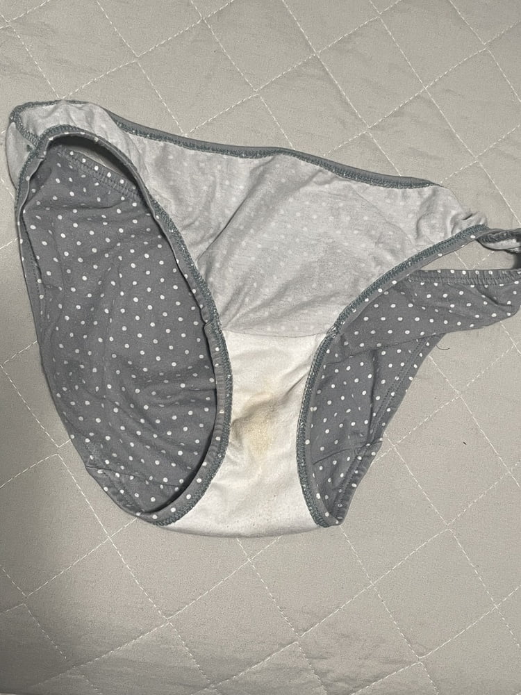 SniffyPanty - My Dirty Panties 2 (for Sale)
