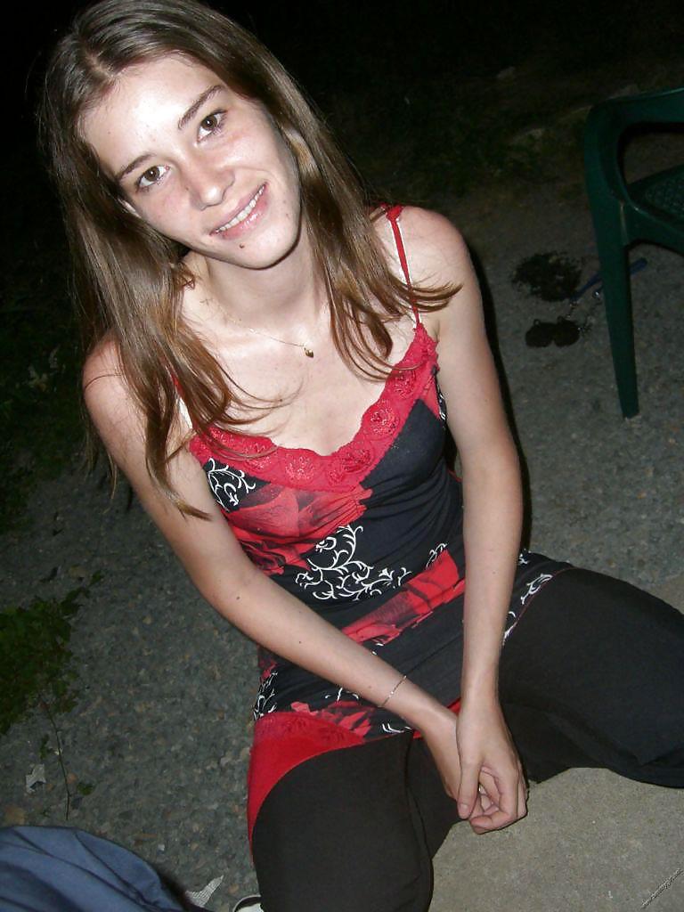 AMAZING FRENCH TEEN pict gal