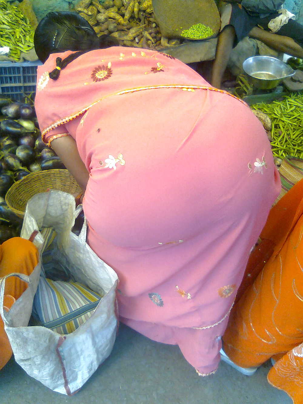 Aunty Back Side Sex - Indian Aunty backside - 4 Pics | xHamster