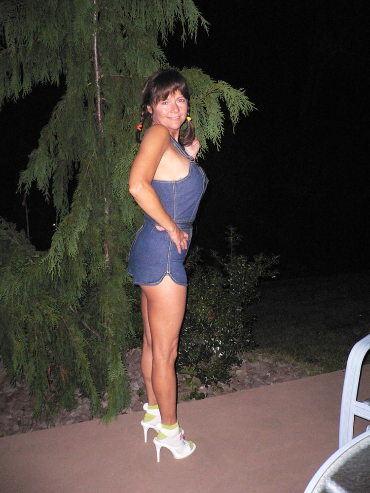 Big Tits Amateur Mature MILF - Wife - GILF - Granny pict gal