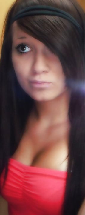 Little slut needs dirty comments pict gal