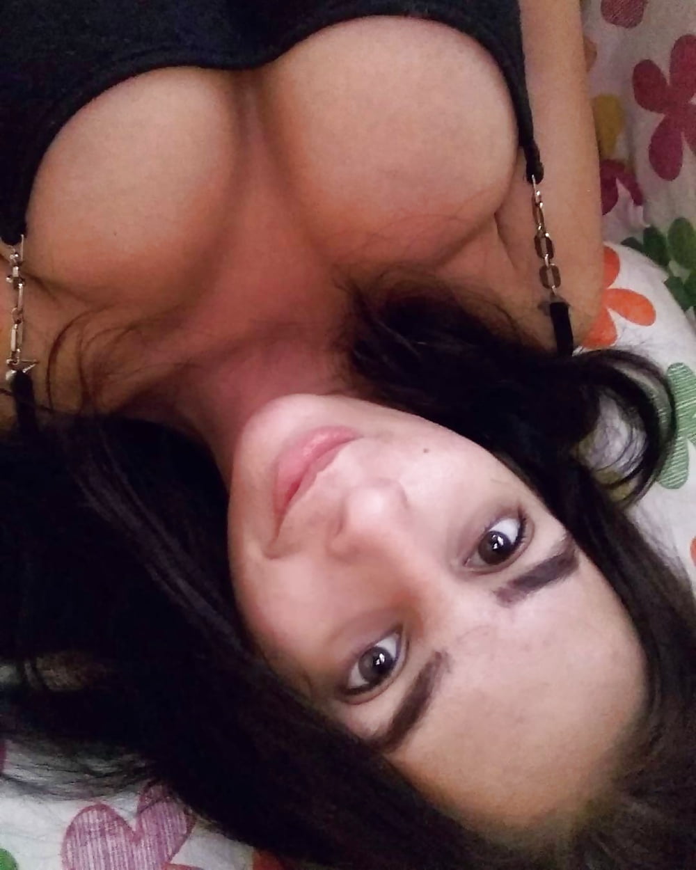 COMMENT THAT GREEK WHORE! pict gal