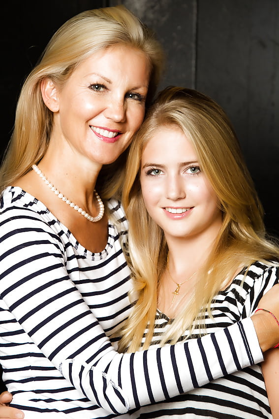 Mutter und Tochter - mother and daughter pict gal