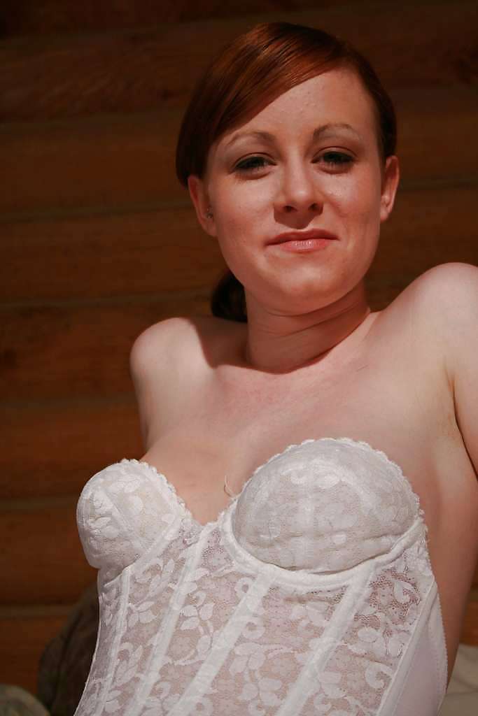 HOT Young Redhead Teen pict gal