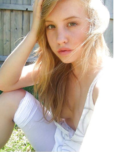 Teen blonde amateur pict gal