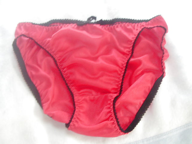 Underwear became indebted to 03 pict gal
