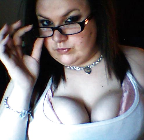 BIG TITTY TEEN ON CAM From POHF pict gal