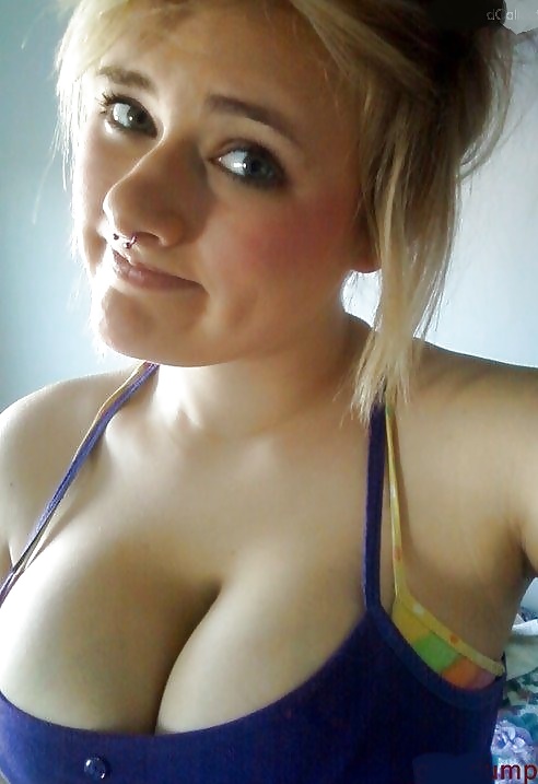 great cleavages beaux decolletes pict gal