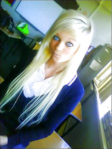 Joolie the Skoolie pt3 pict gal