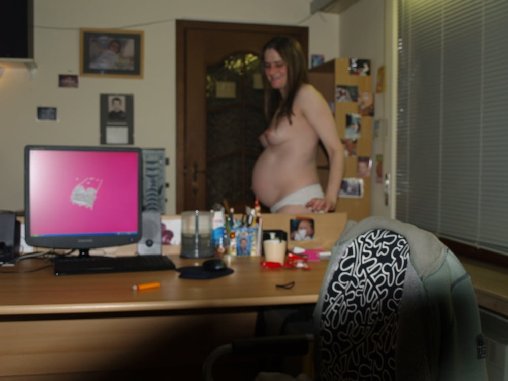Lotte Dutch Pregnant Woman - 613 Photos 