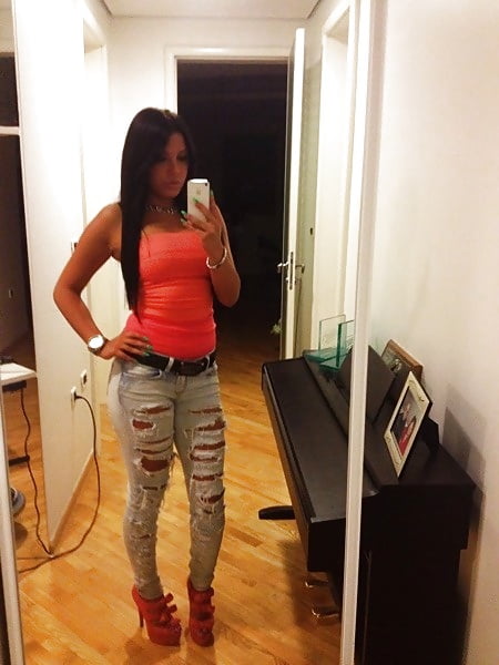 AMAZING BITCH !!!please comment pict gal