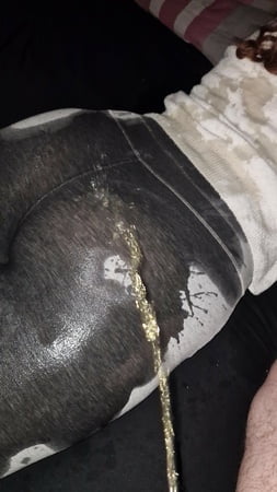 pics of me pissing         