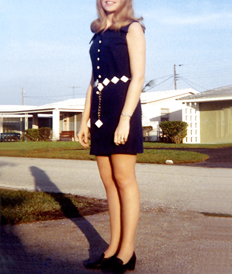 Tammy in her 20's pict gal