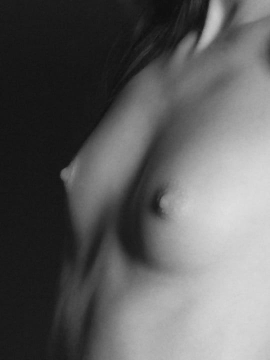 Small Tits 2 pict gal