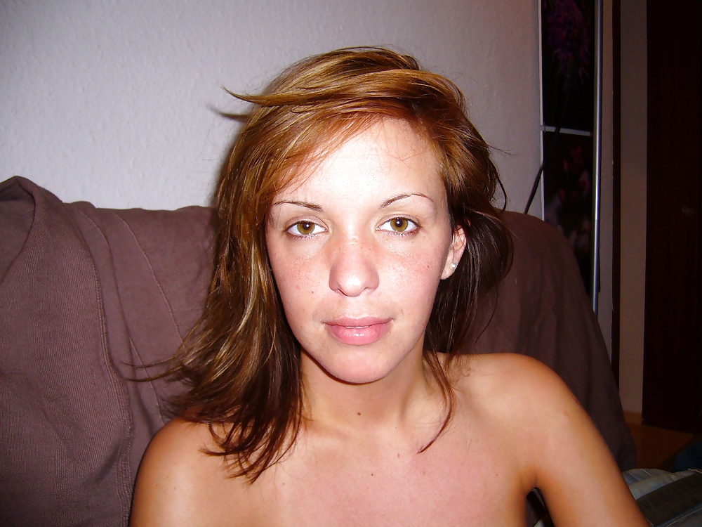 brunette teen pict gal