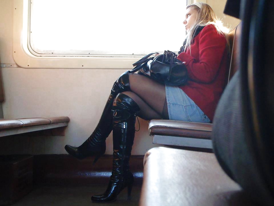 Nice (non nude) girls 200 pict gal