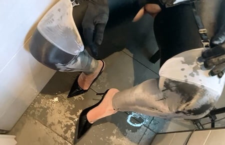 black and white pissing and blowjob         