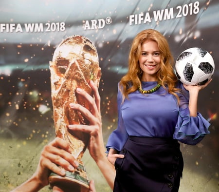 palina rojinski euterschlampe         