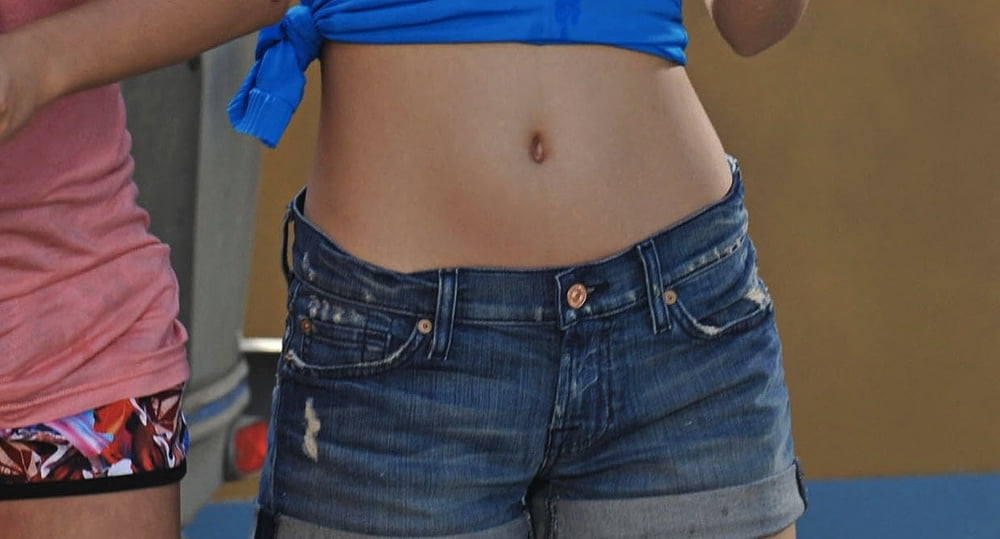 Belly butt watching outdoor