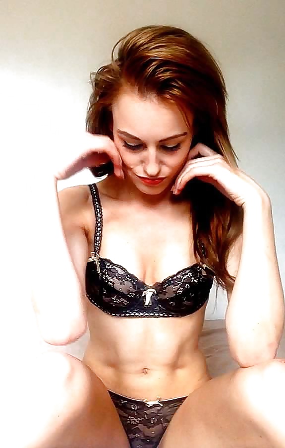 Katrina Hayward pict gal