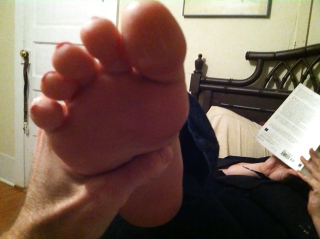 Wife's feet!! pict gal