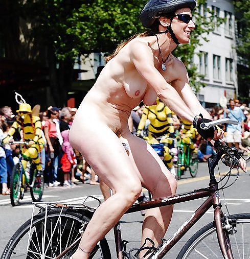 Nude Public events, festivals, and protests 2011-2014 pict gal