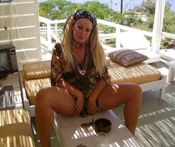 Mature pict gal