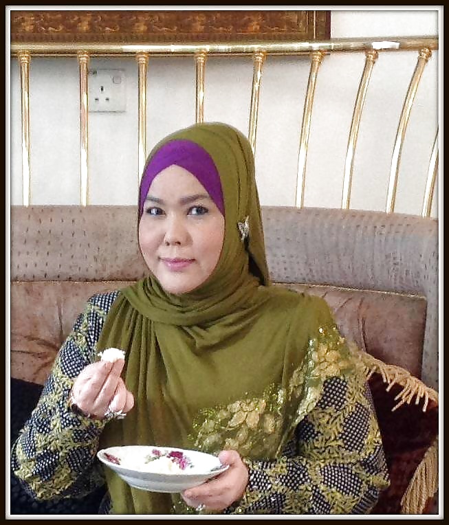 Facebook - Awek Melayu Bertudung pict gal