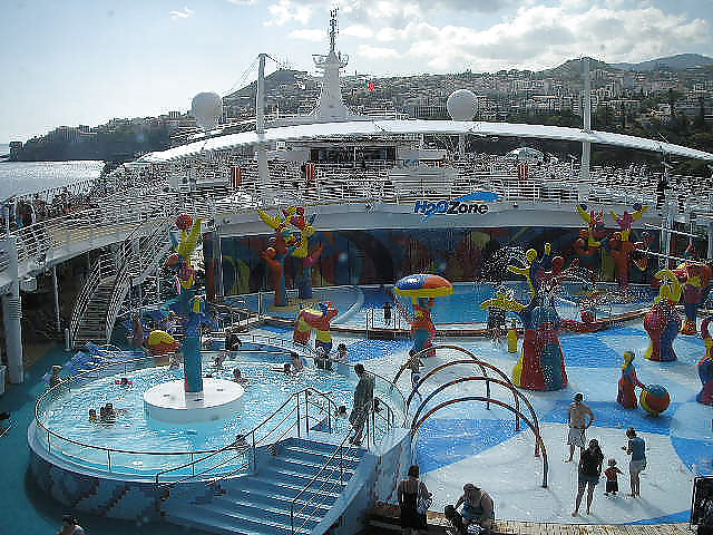 Independence of the Seas .   Canary Islands pict gal